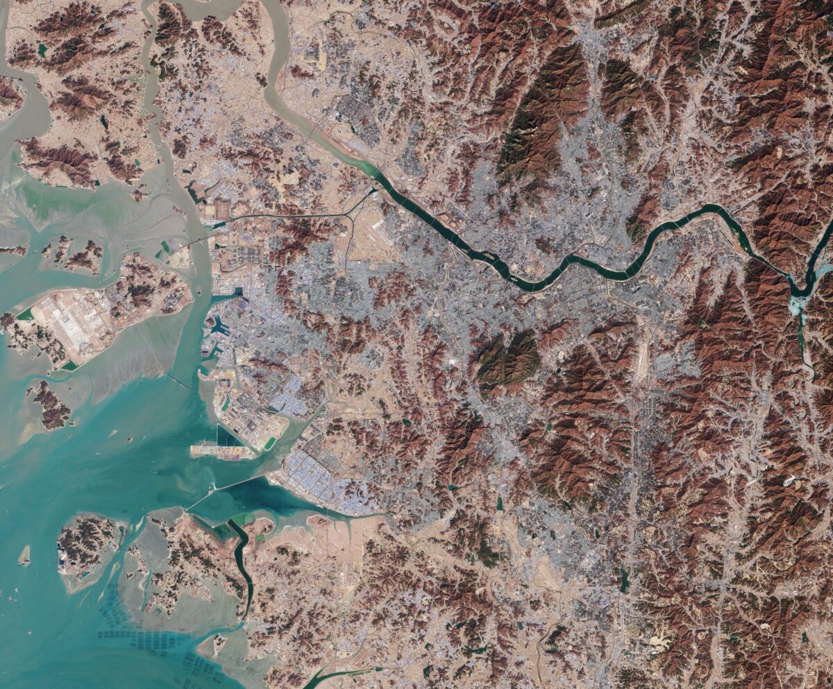 Earth_from_Space_Seoul_South_Korea-e1681226450112